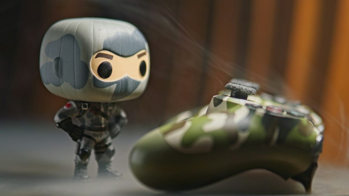 Sci-fi soldier figure illustrating the Helldivers 2 Scope of Authority Warbond